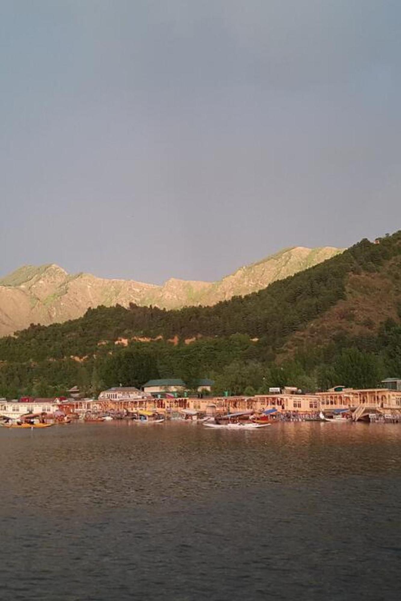 The Heritage Group Of Houseboats Srīnagar Exterior foto