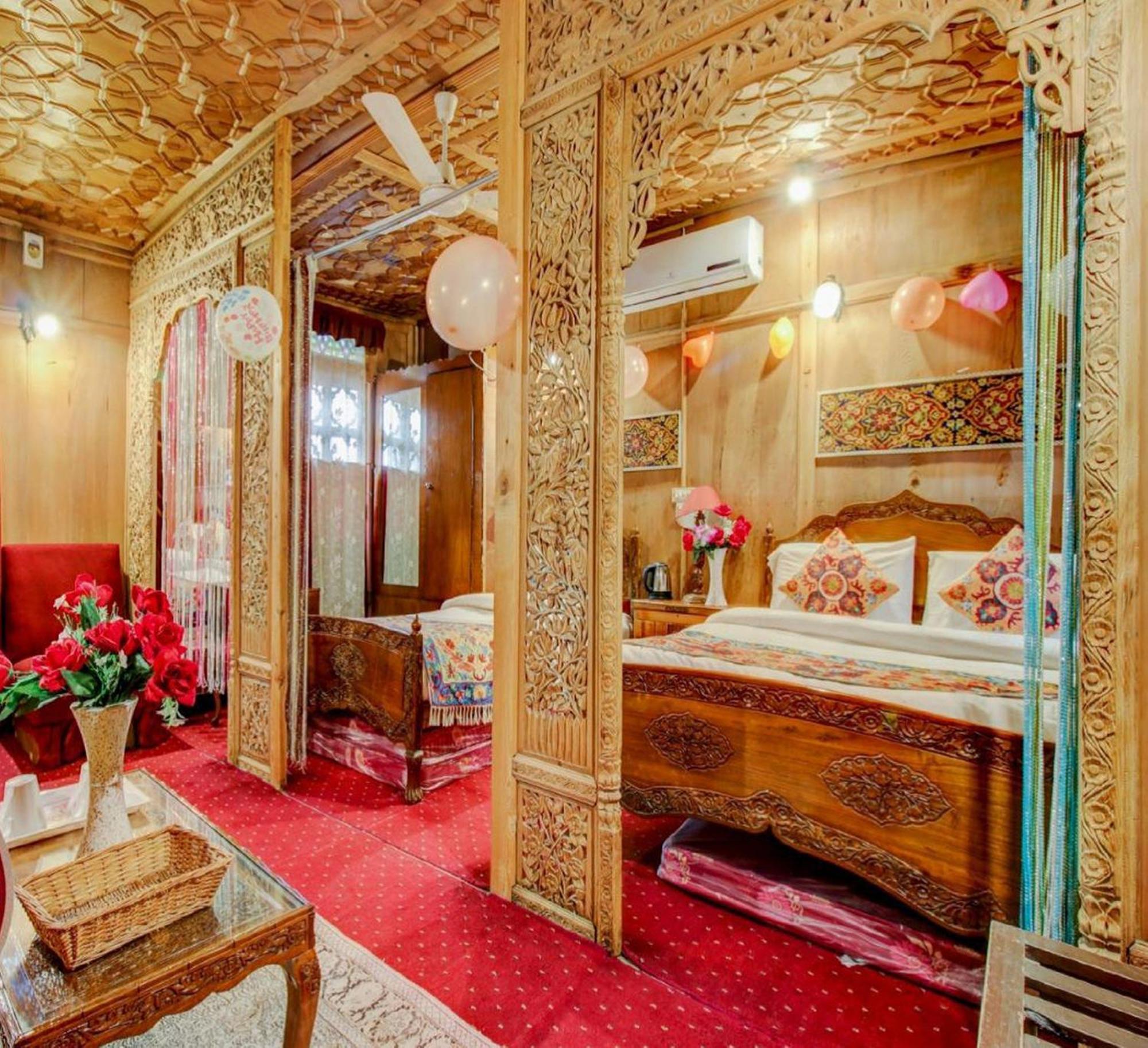 The Heritage Group Of Houseboats Srīnagar Exterior foto