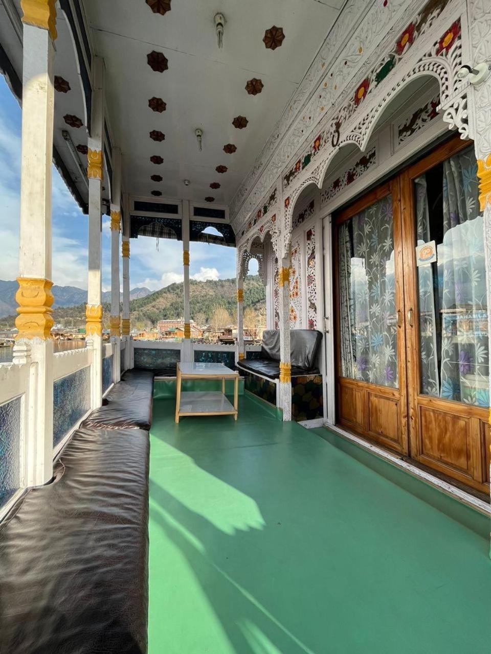The Heritage Group Of Houseboats Srīnagar Exterior foto